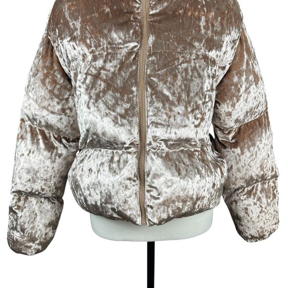 Fabletics Women’s Wander Crushed Velour Puffer Bomber Jacket Small Teddy Cropped - Picture 4 of 16